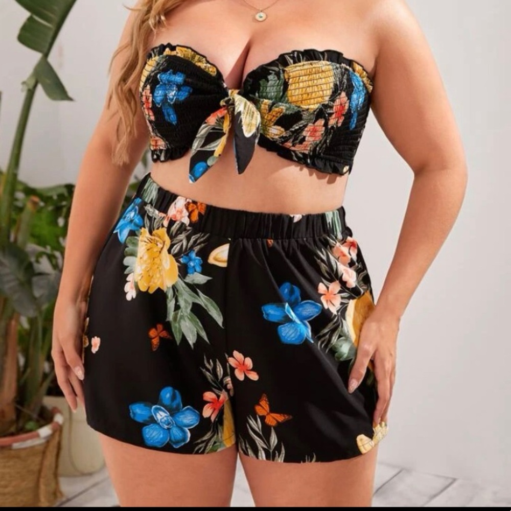 SHEIN Floral Two Piece Set